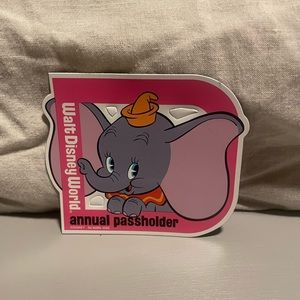 Dumbo Disney Annual Passholder Magnet